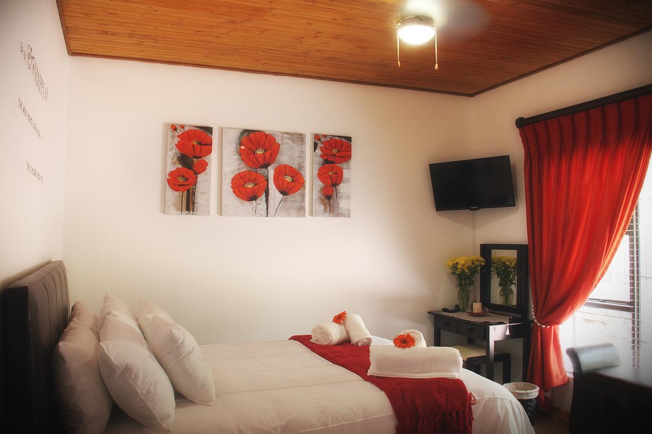 Belle Vue Guesthouse Hartbeespoort Exterior photo